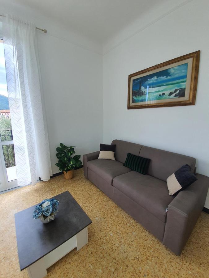 La Casa Della Stazione Appartement La Spezia Buitenkant foto