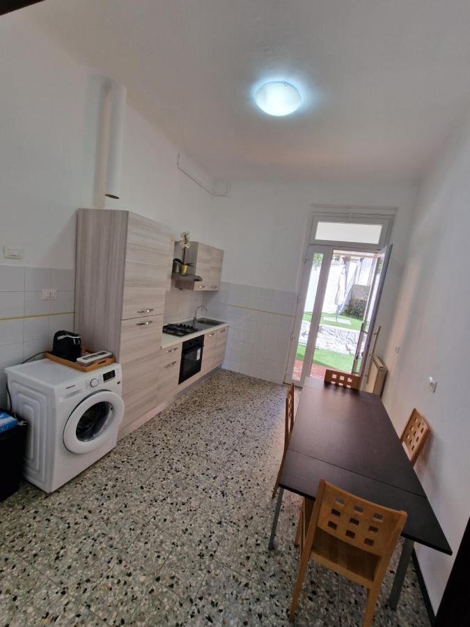 La Casa Della Stazione Appartement La Spezia Buitenkant foto